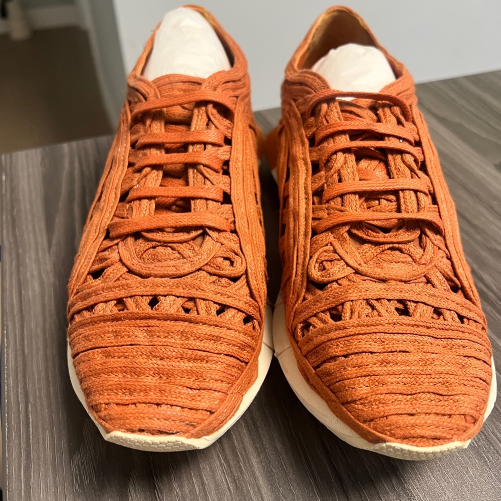 Manuel Barcelo Orange Lace-Up Shoes